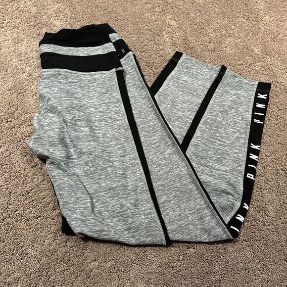 Pink ultimate leggings like new! Size m grey and black Victoria secret - Picture 6 of 7